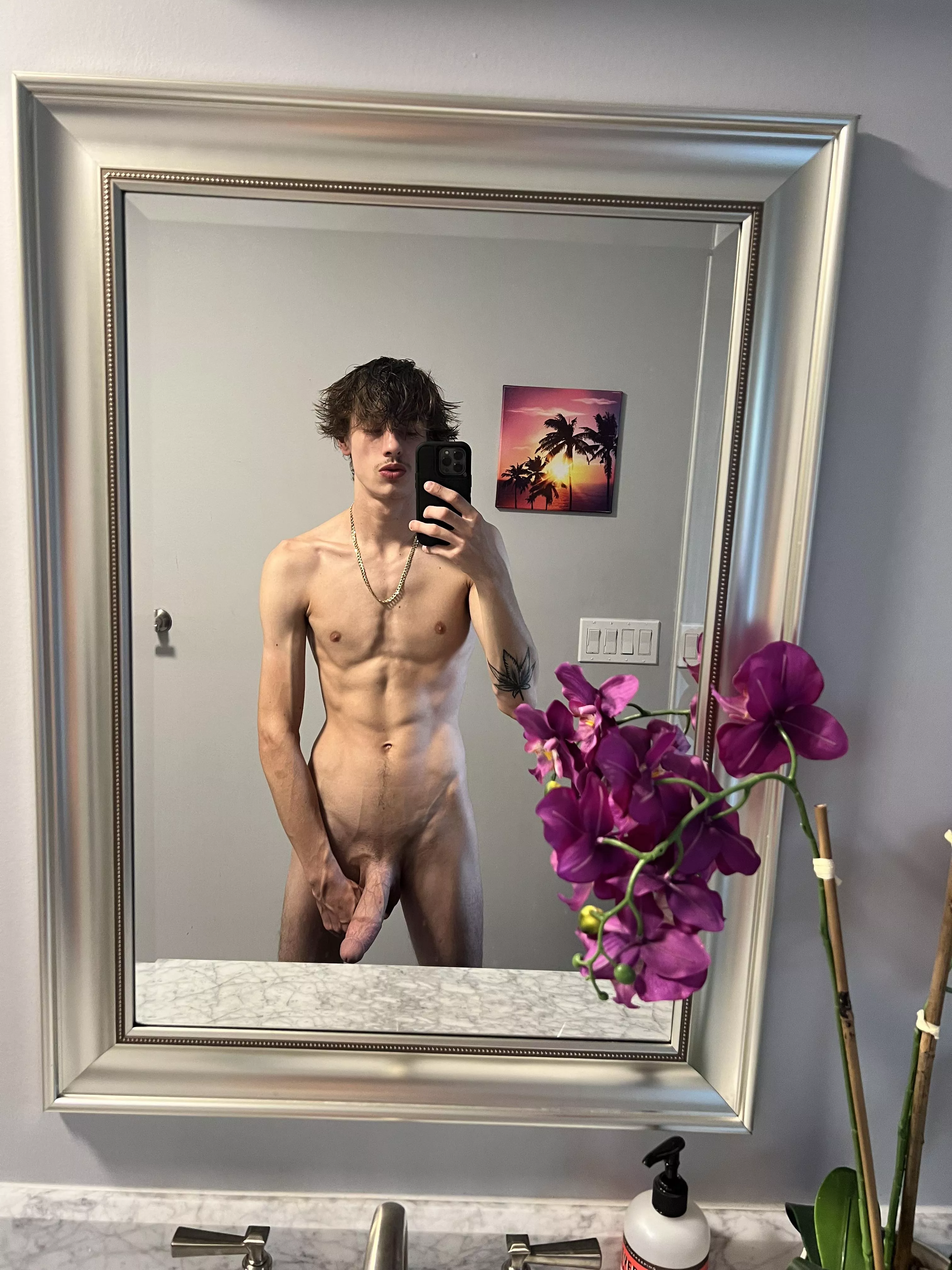 21M pornstar. What would you do to this cock? 🤤😳 posted by ChristianClaps