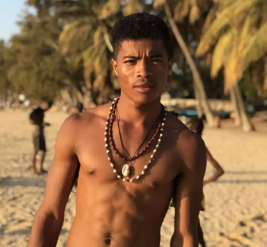 27M. I love submissive sluts. Dm by InterestingUmpire193