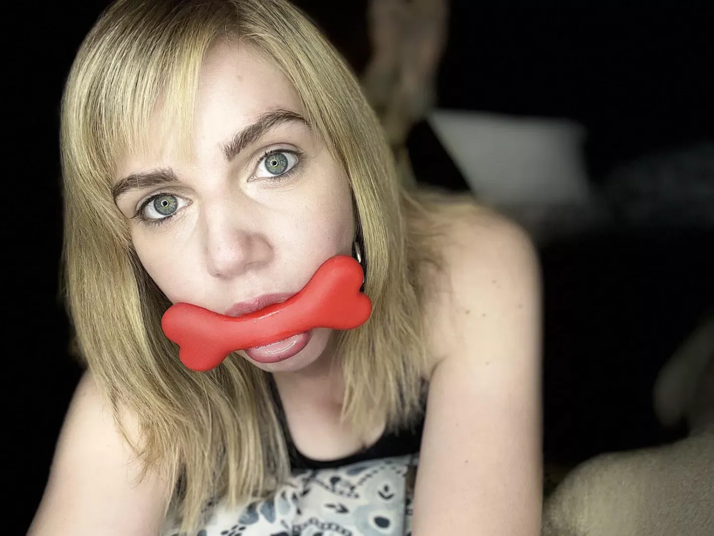 Blonde bombshell ready to ignite your desires posted by Harmony_Sparks