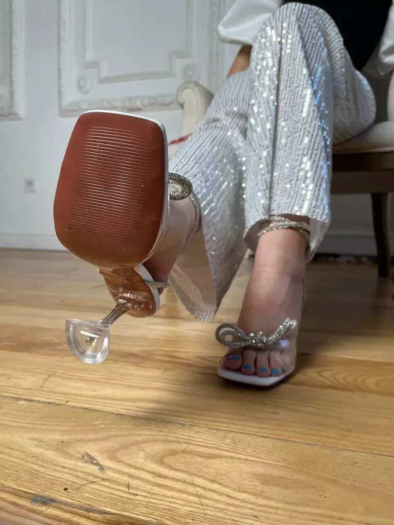 clear heels by Alice_Natty