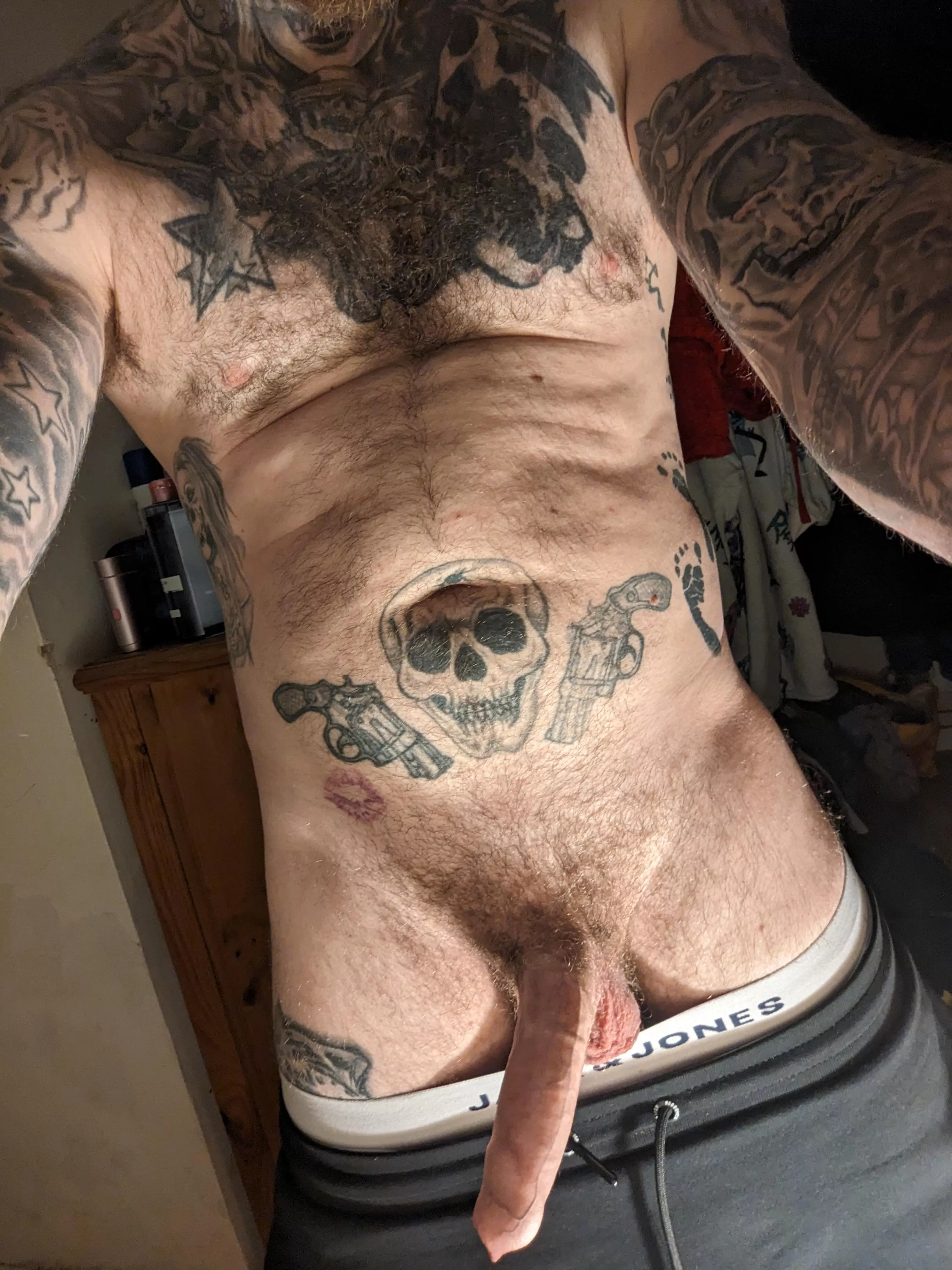 Come play with me (oc) posted by Showmehowitsdone17