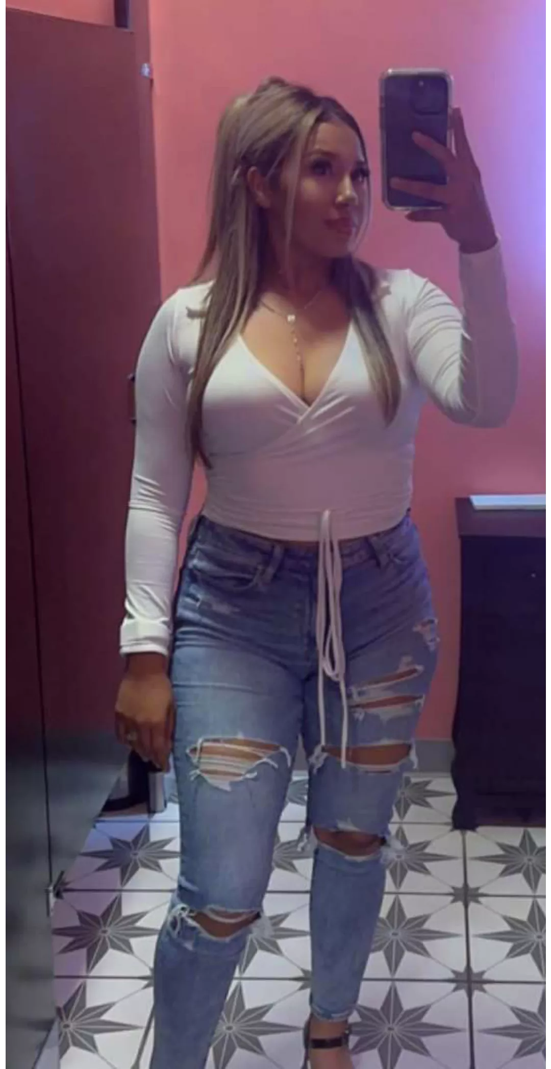 Cutie 💓 posted by breakbreak1