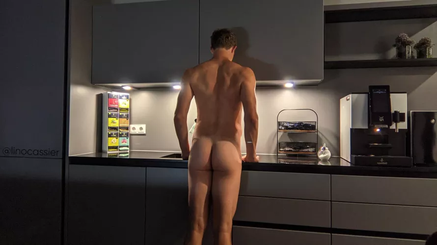 Dick or coffee? by Linocassier