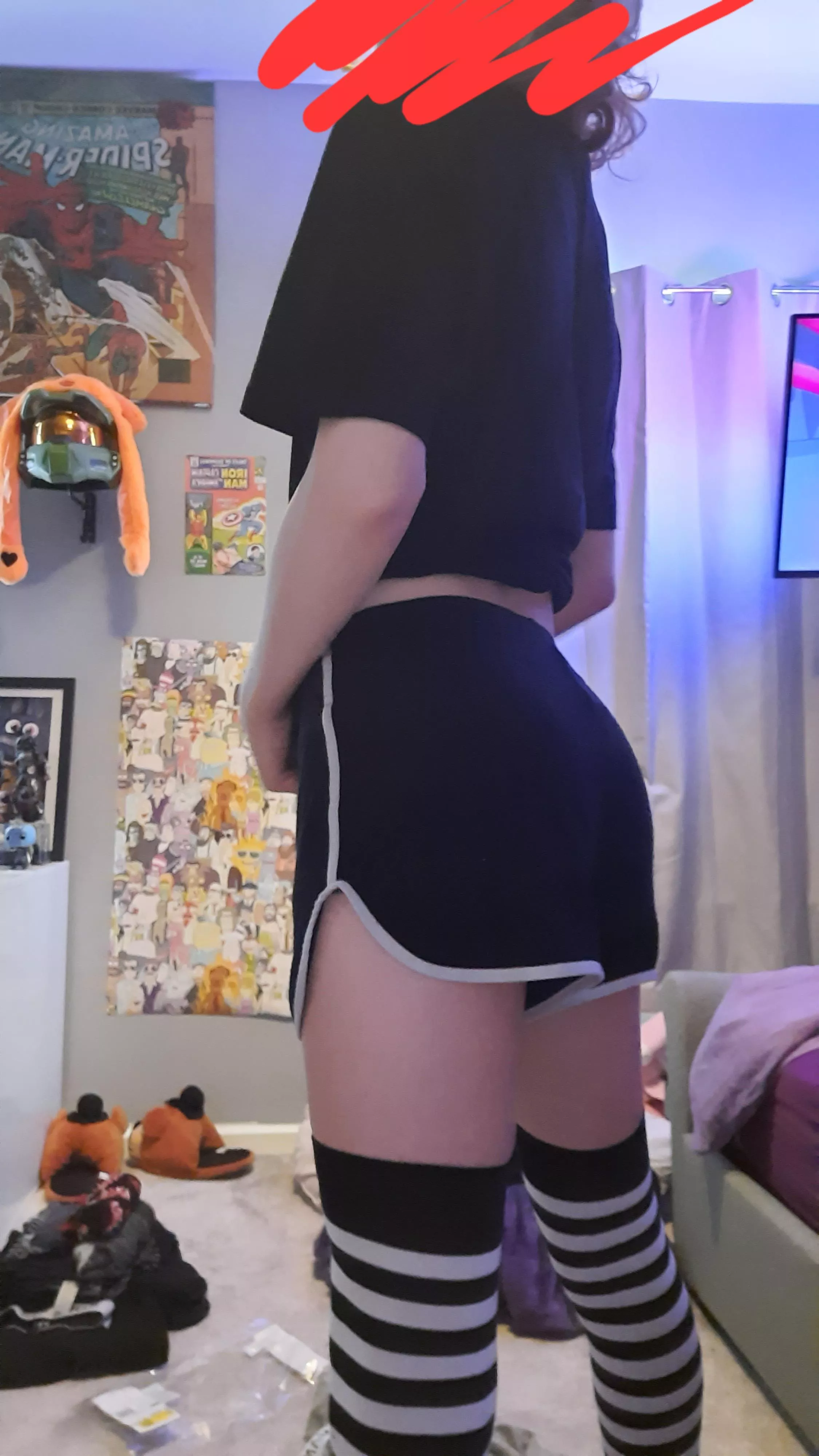 Didn't see you there.. posted by FeeHereee