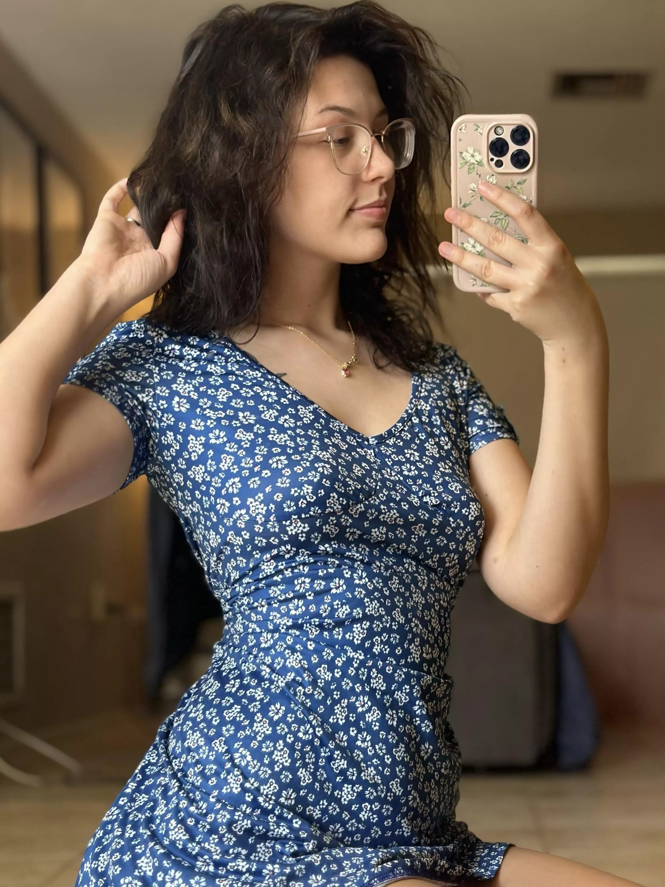 Does this fit me or is it too small? posted by Nora_fae