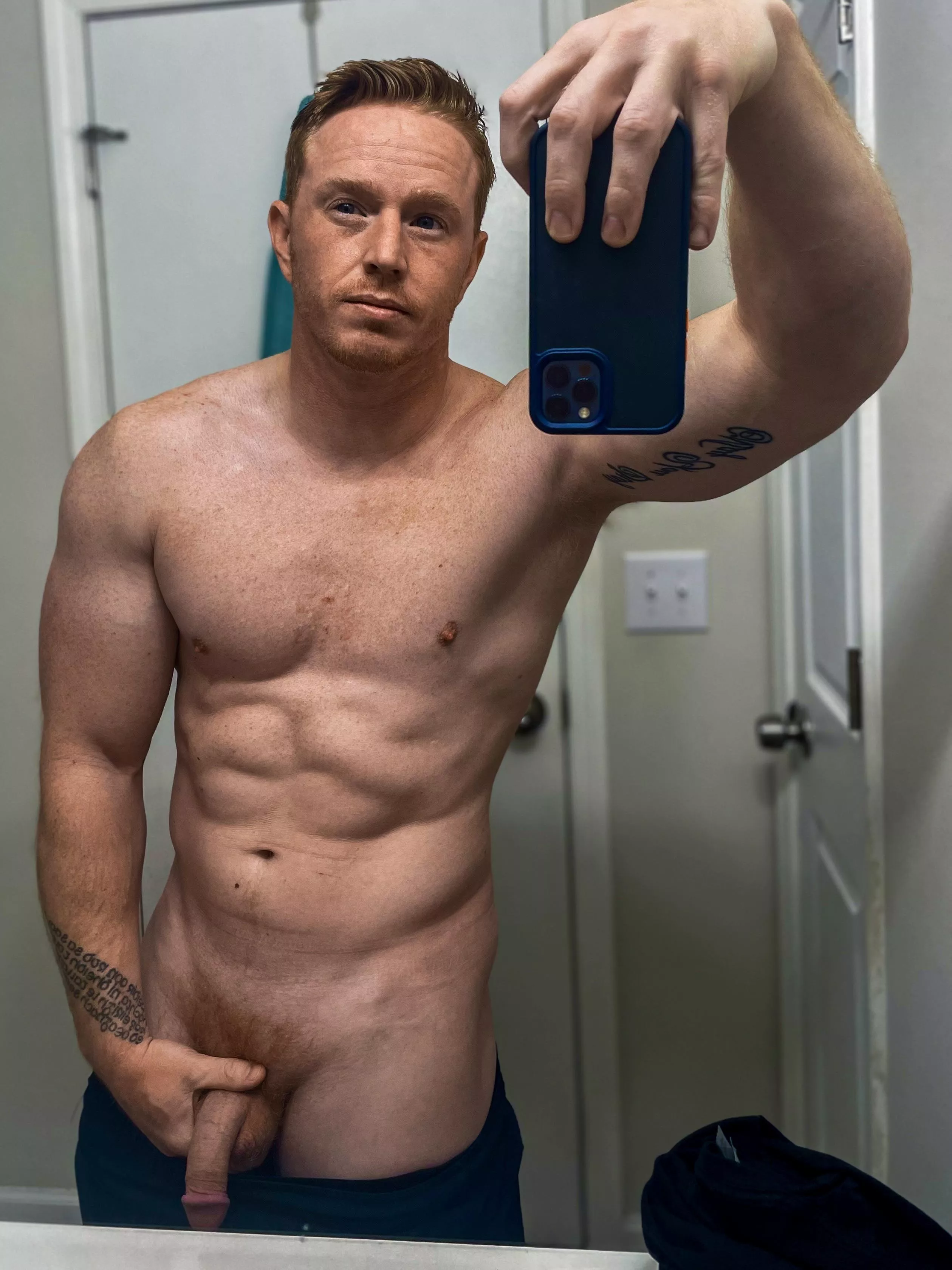 Hang out with me posted by beefyredhead