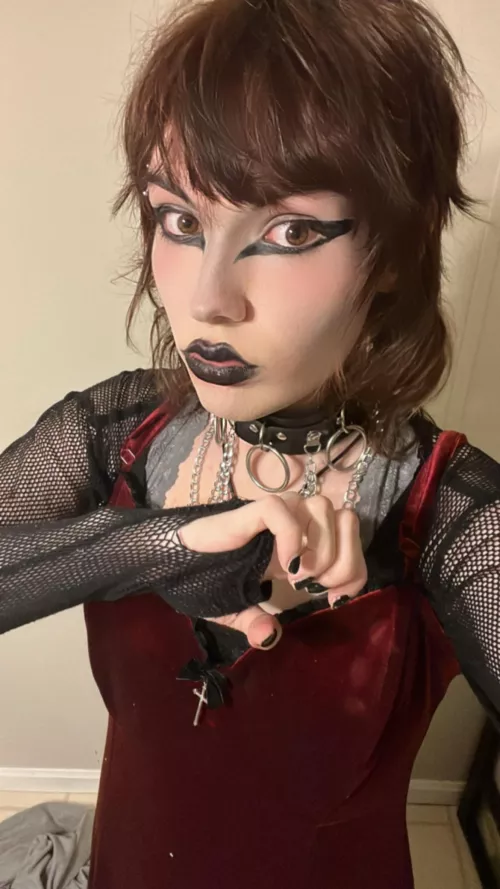 happy saturday 🧛‍♀️ by n1n4n