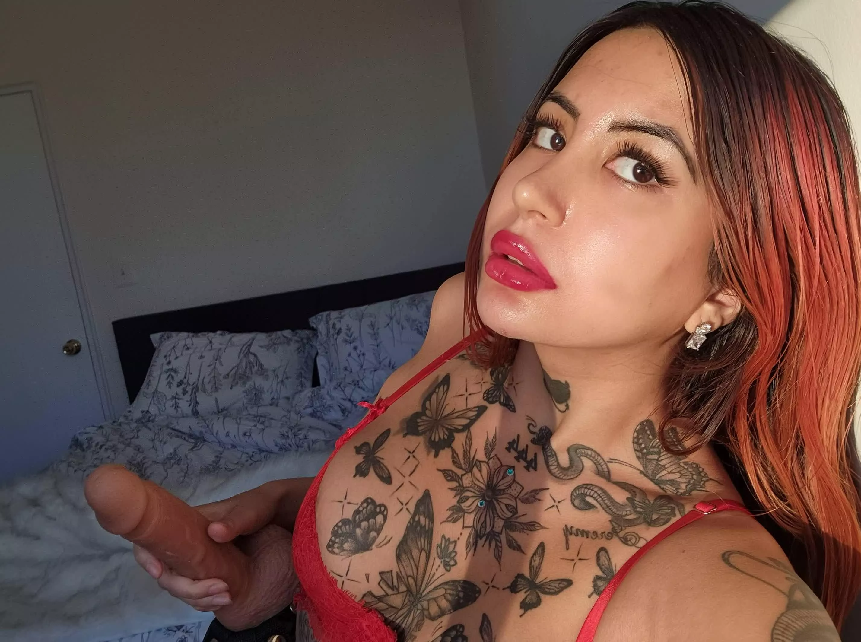 Home alone and horny posted by Shadow_Queenu