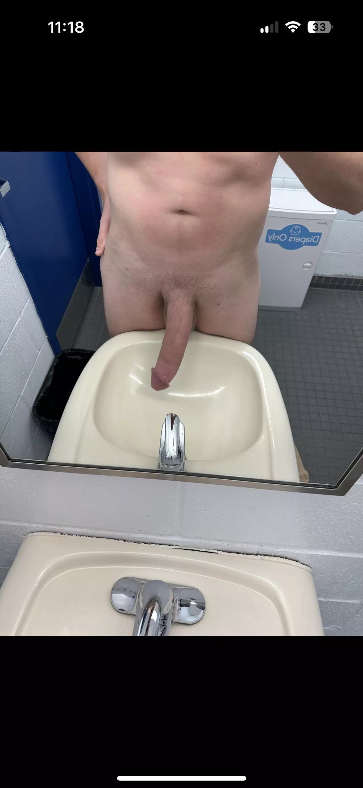 Horny at the gym posted by DanGhuge