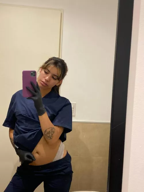 I need a man's opinion on whether or not I should jerk off with black gloves on🧤 by Lia_start