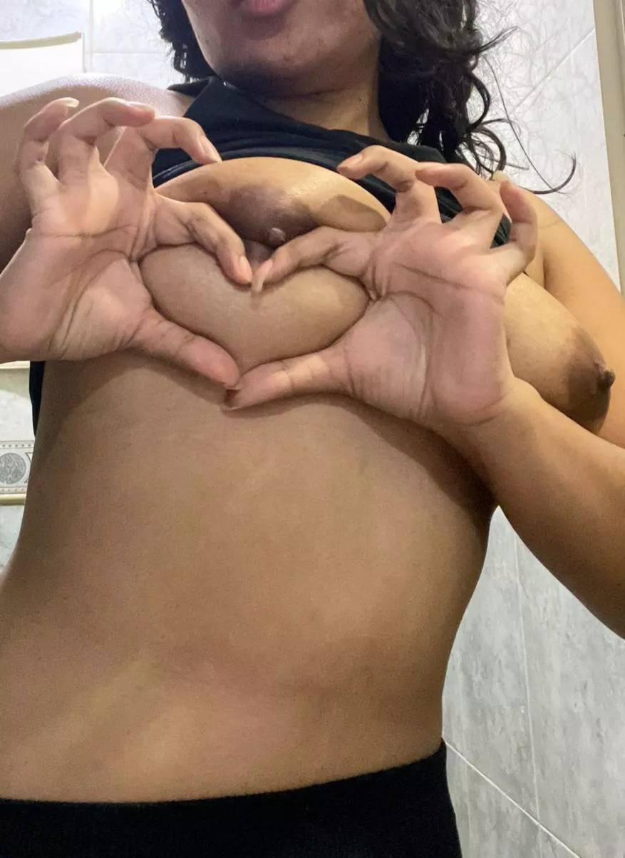 More cute bf pics posted by Apthrowaway23