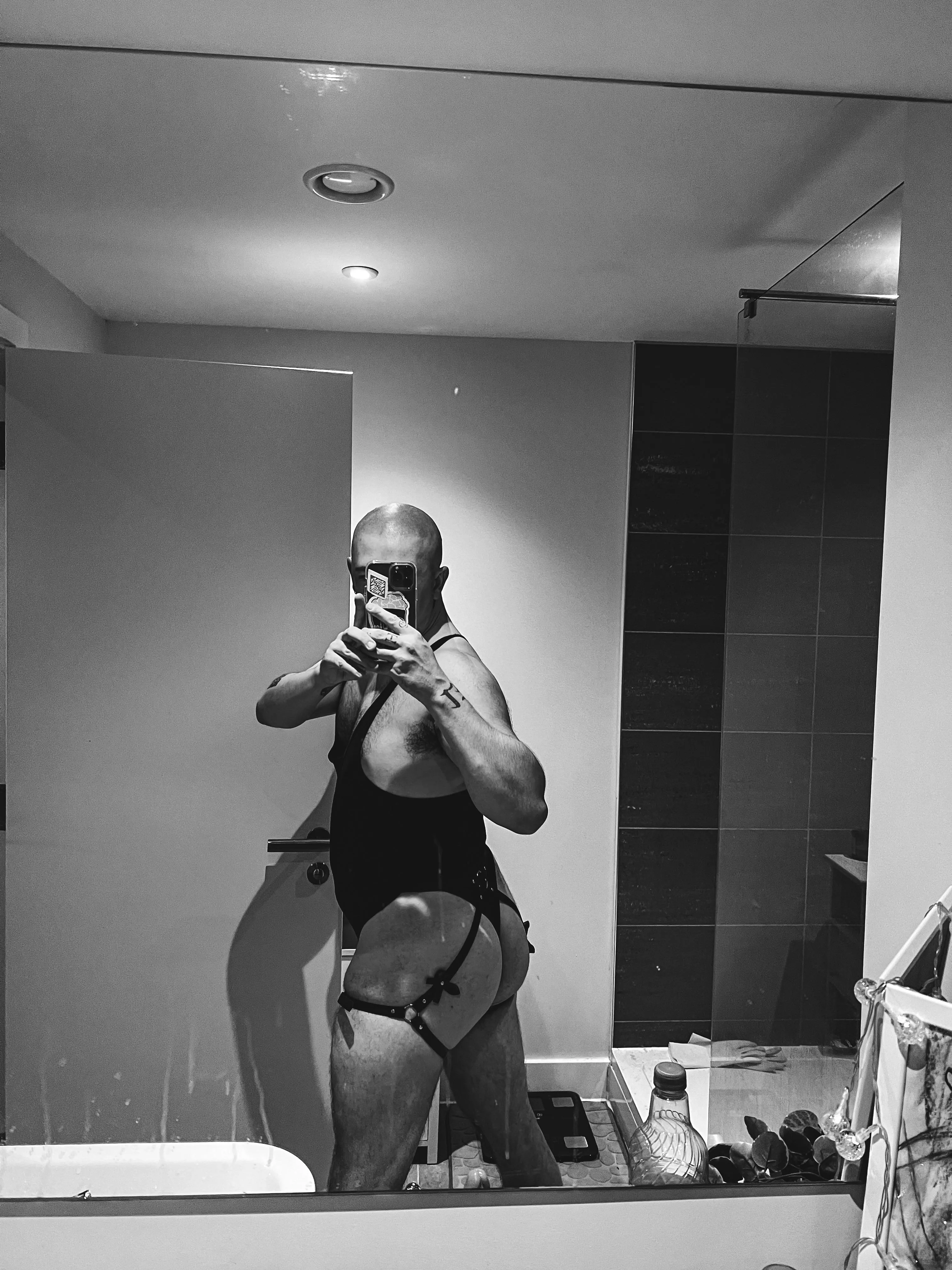 Need someone to bend me over and spank me 😈 posted by connorsur