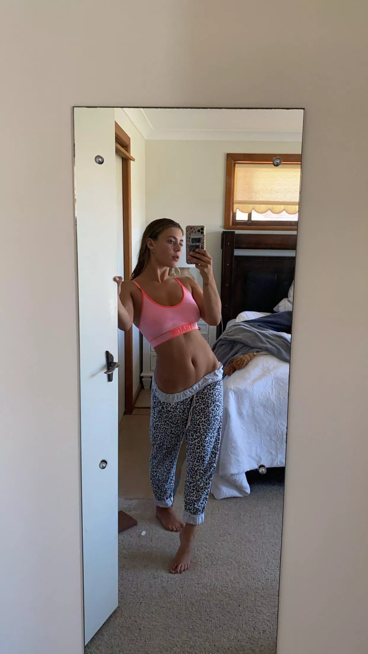 Perfect IUTR posted by SocialGirlz