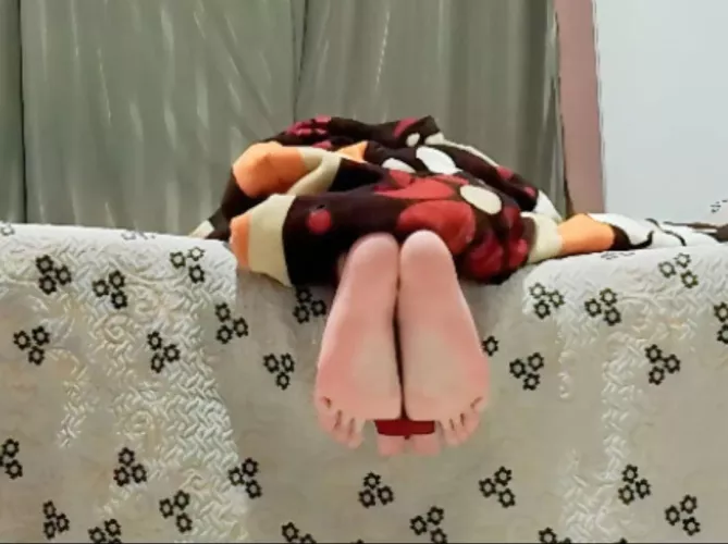 Pov: you Just got home and you find this in your room, what do you do? by Ok_Disaster98