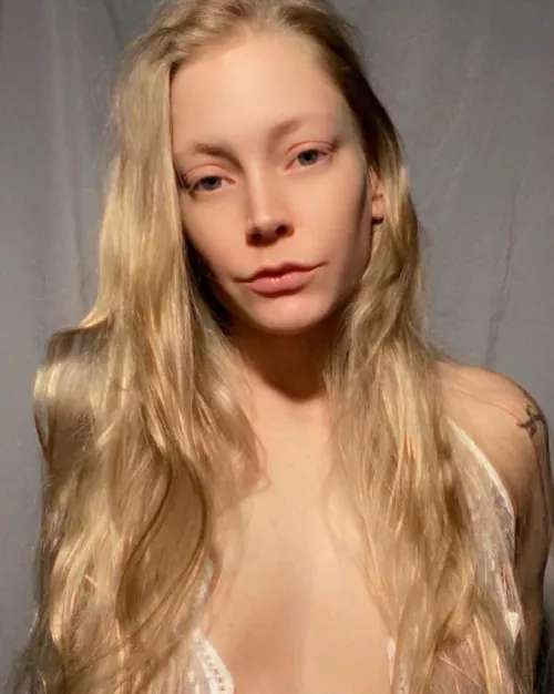 @Rozez119 and slutty by Rozez119