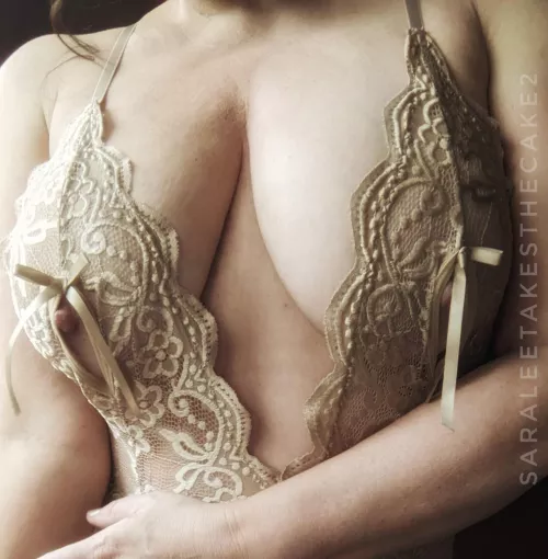 Saturday night special by Saraleetakesthecake2