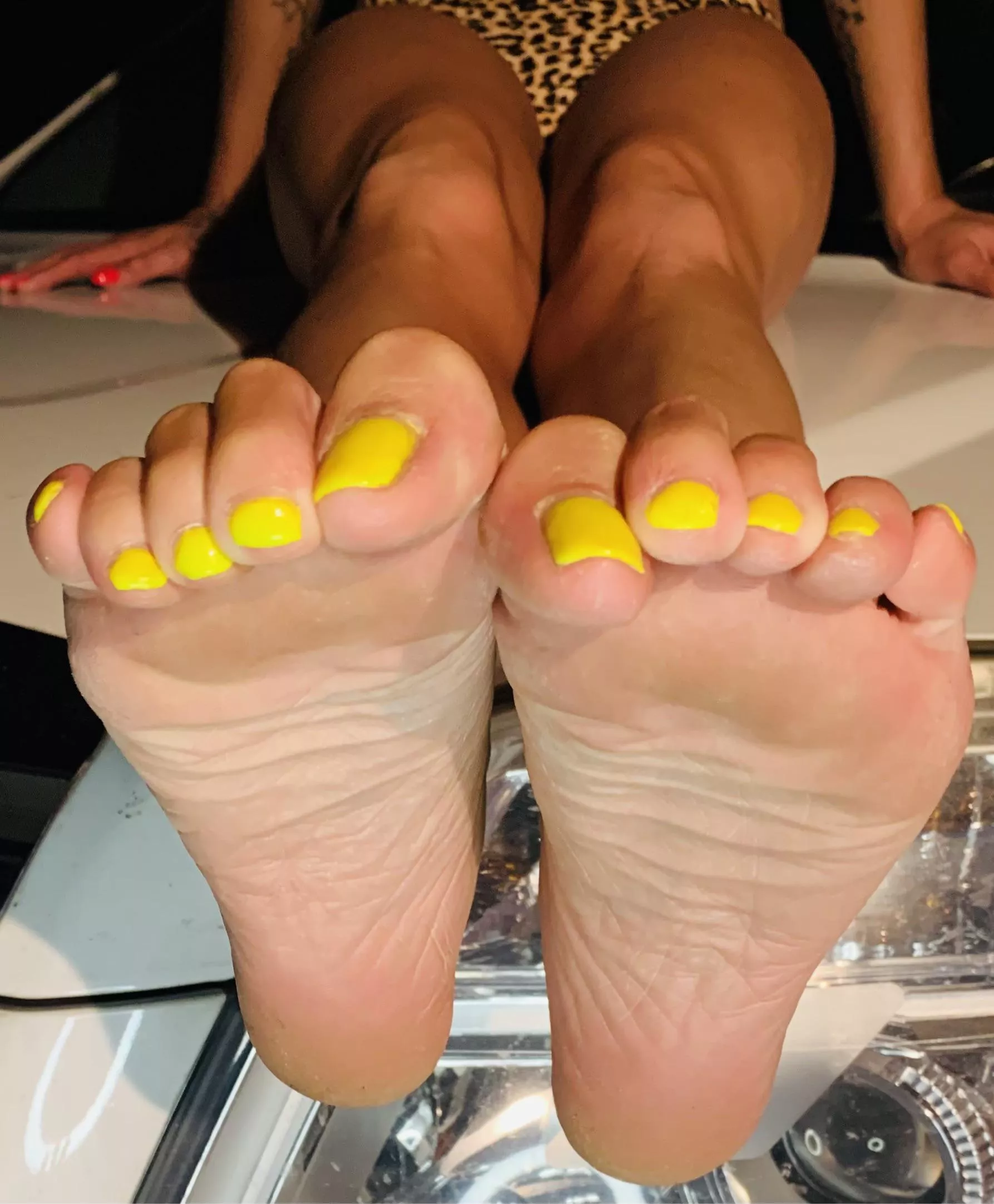 Suck on these toes! posted by The_Elegant_LadyB
