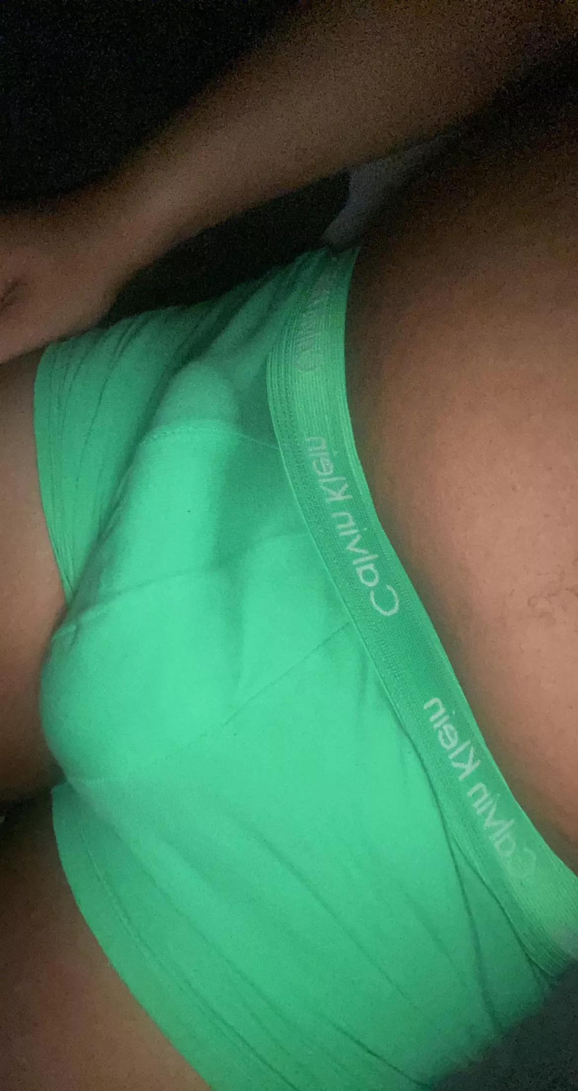 Up watching some shows, feel free to DM if you want to talk. Into single guys posted by spookygamerbro