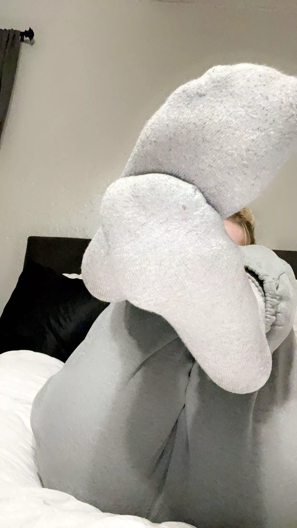 Use your teeth to get to the goods posted by Apriloxox