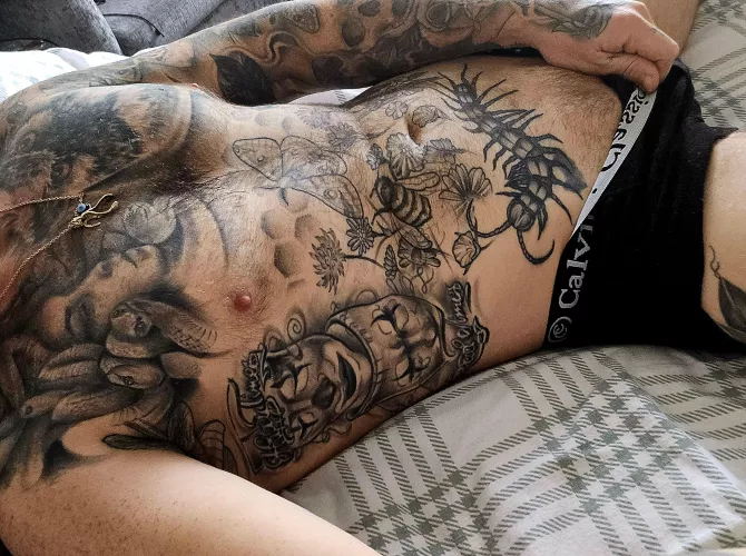 Would you spend the afternoon with daddy?? by theguynextdoorr33