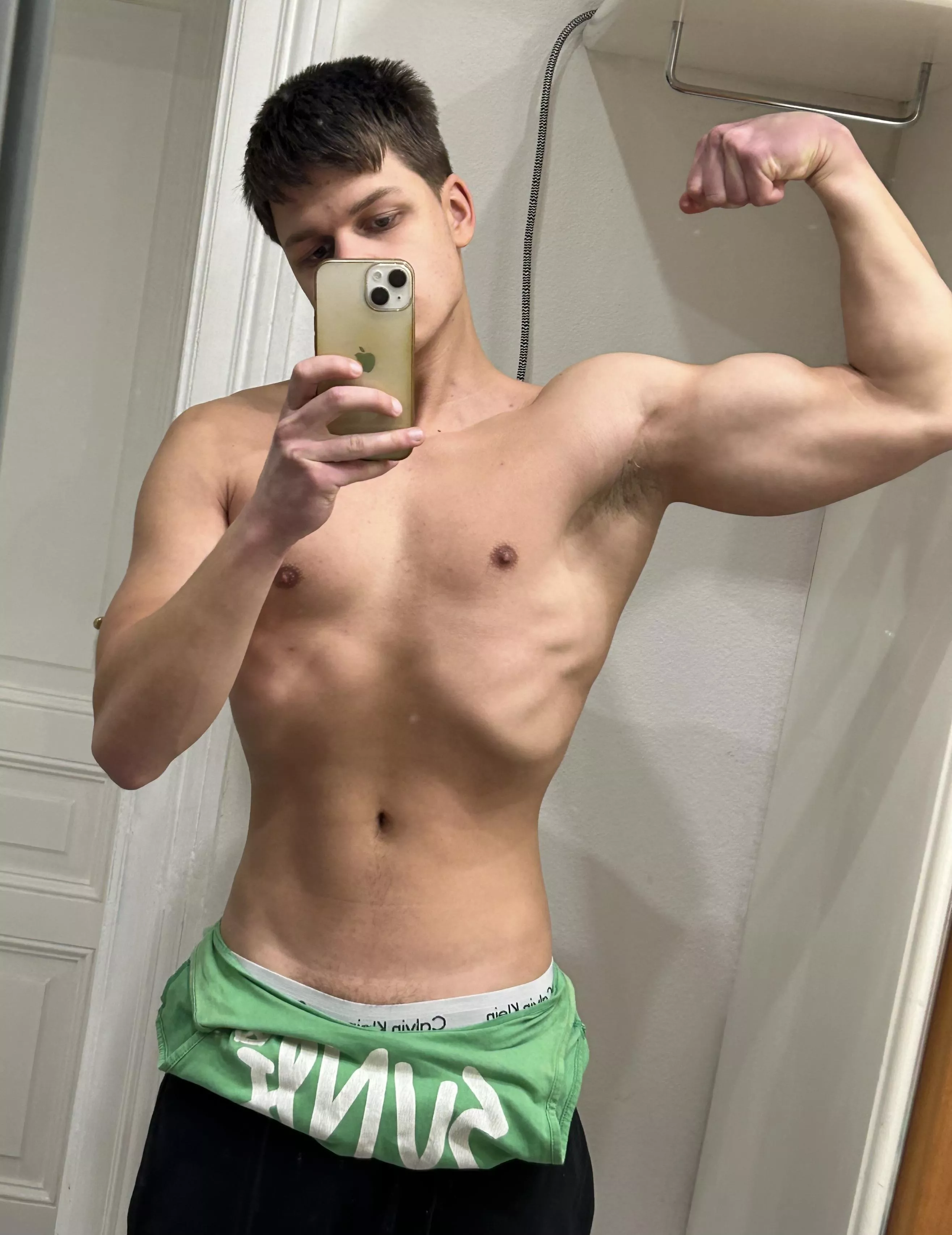 19m,would you sniff my armpit? posted by Select_Equipment4297