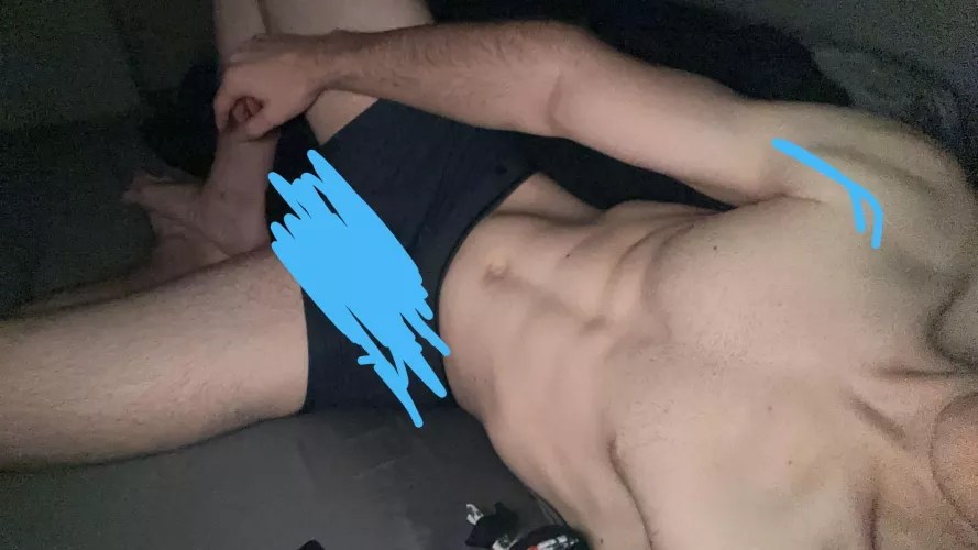 26 m, looking for other fit bros, dm for snap. by Psychological-Buy690