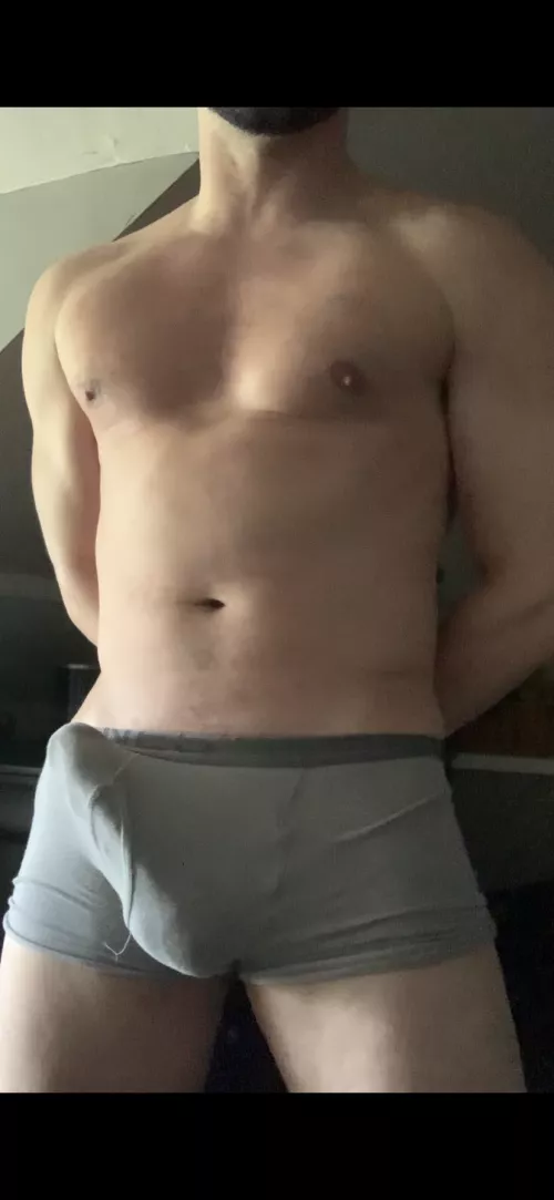 After a great gym sesh, there's always one body part neglected by Hollywood-Hal