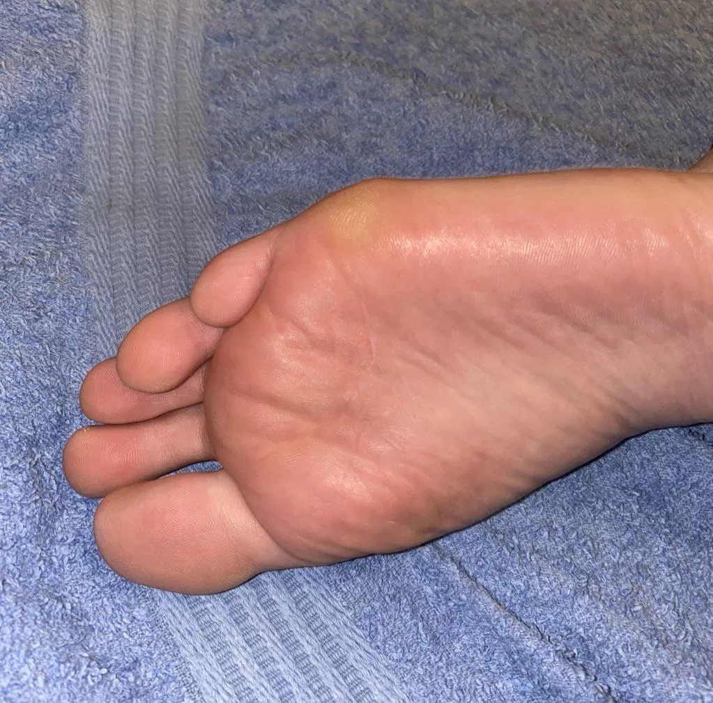 After gym 😋 posted by Footprn