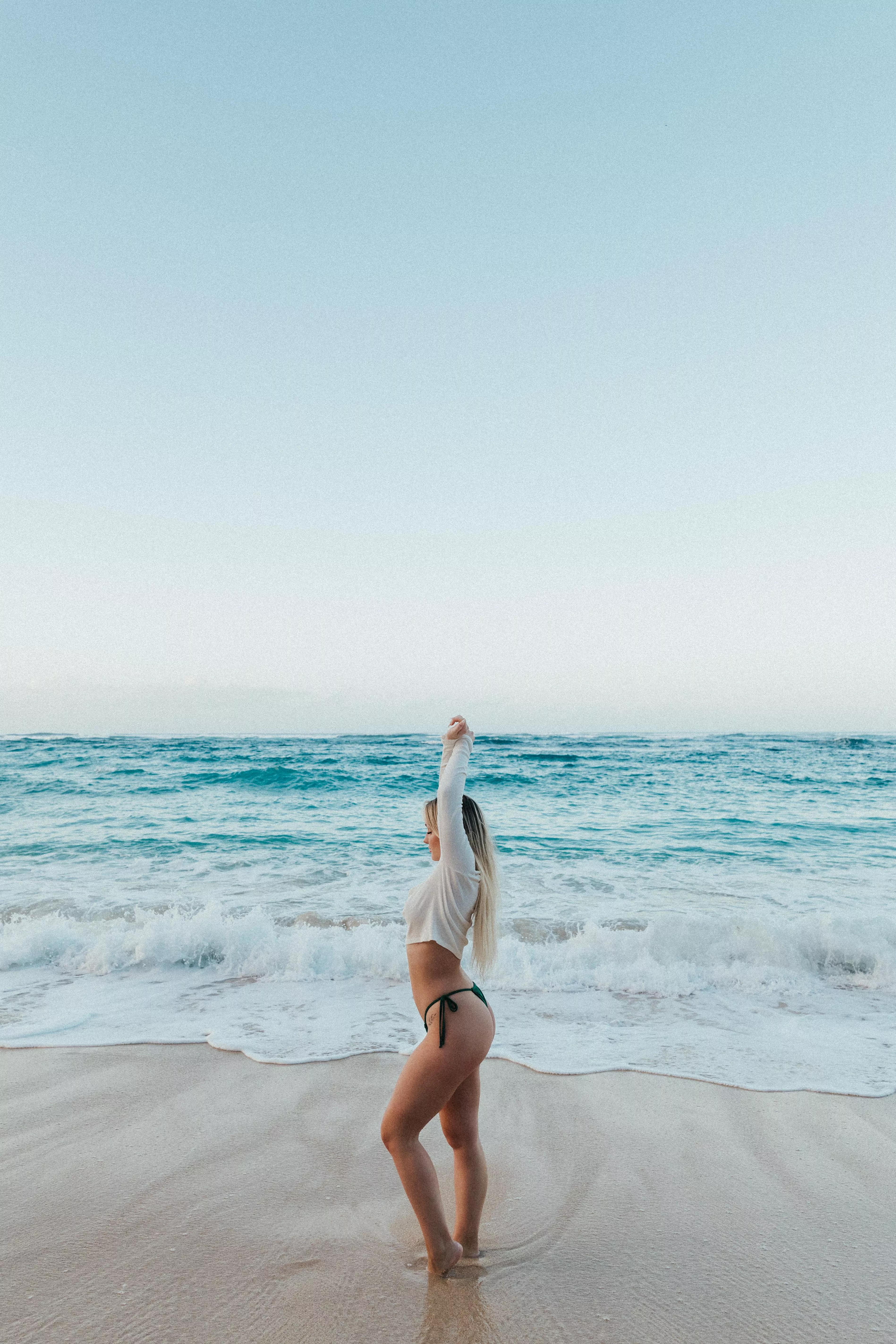 All I need is sun, sand and a bit stretch. posted by Bud-Lightyearh