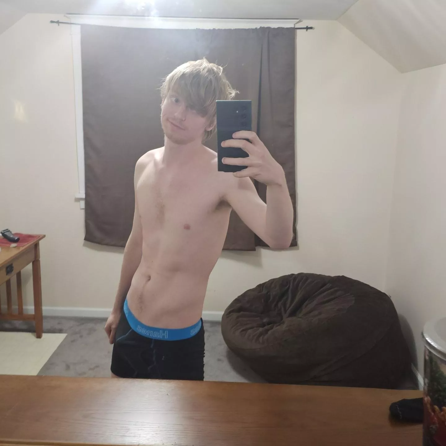 Any uncut guys in the Midwest want to be friends? posted by themostrandompotato