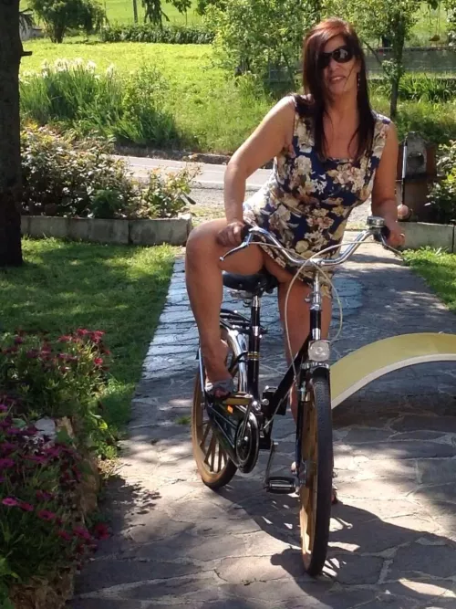 Bike mom by Advanced_Blueberry10