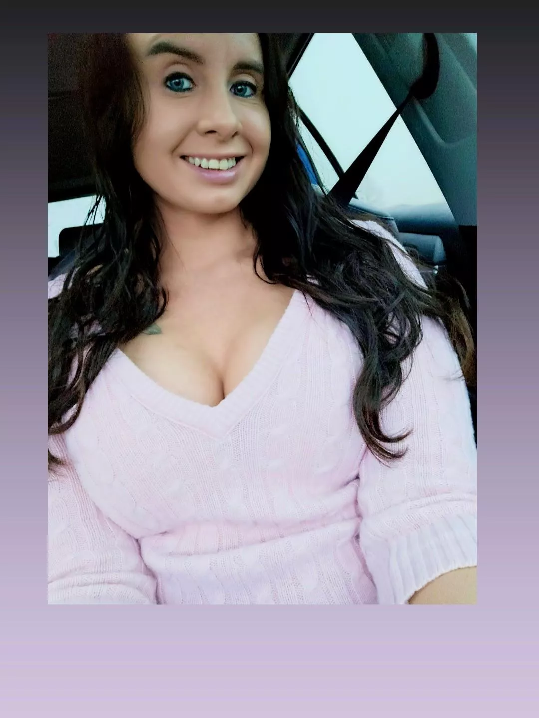 Blue eyes and big titties posted by disereemarie