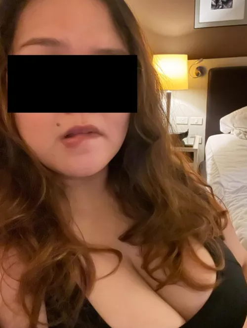 (f) I’m the luckiest man alive to be married to this nympho. by clairedoy