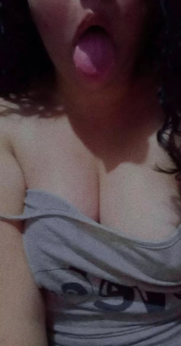 Feeling horny before bed time, how do i look? posted by UnlikelyKoala168