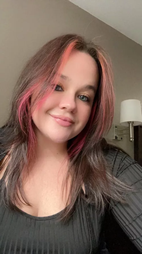 Happy Monday 🤗 by BratttySub