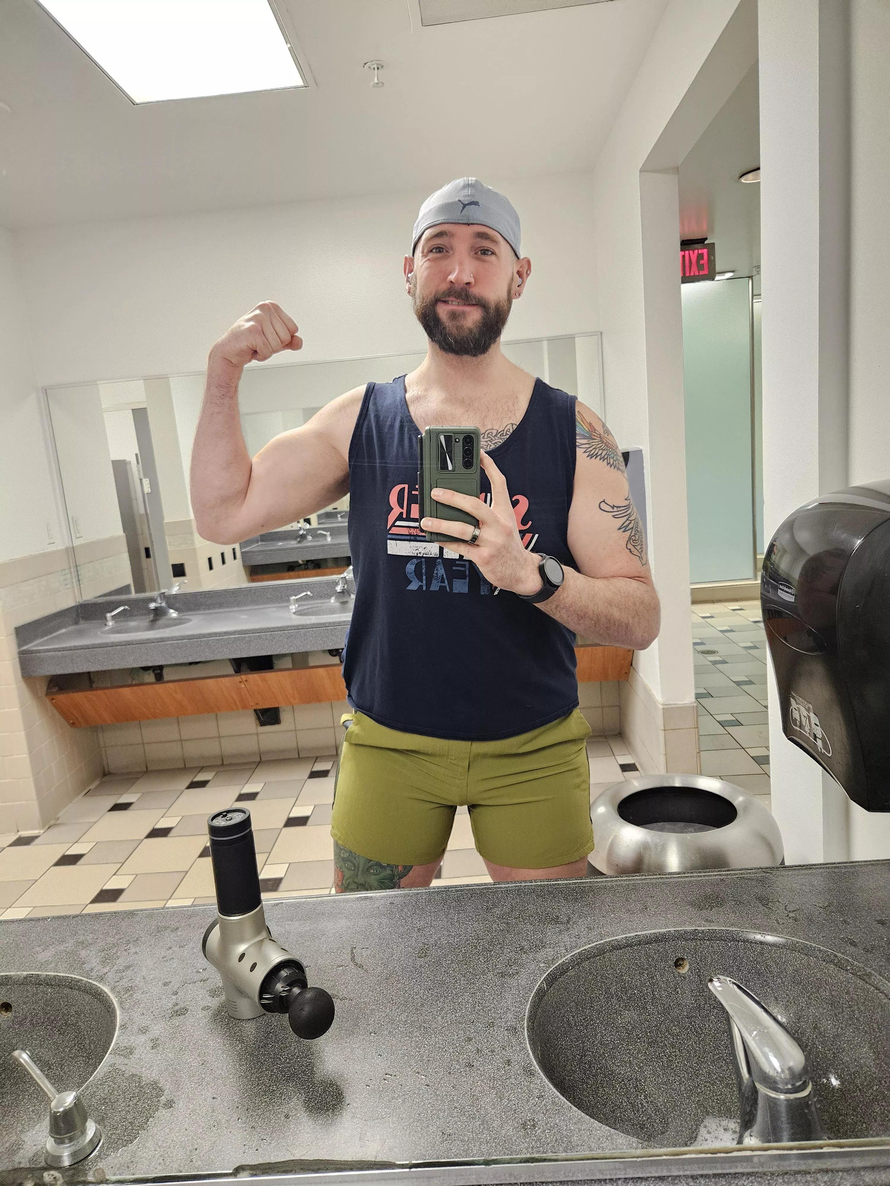 Happy Monday stud. You're gonna have an amazing week. I can feel it. posted by Ok-Property-2949