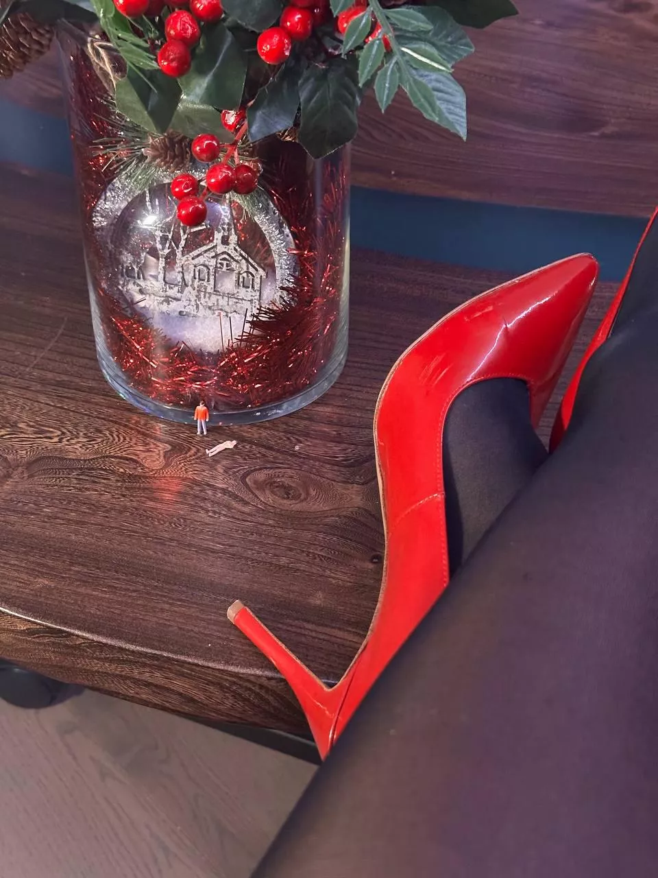 i always wear high heels posted by strungdelorme