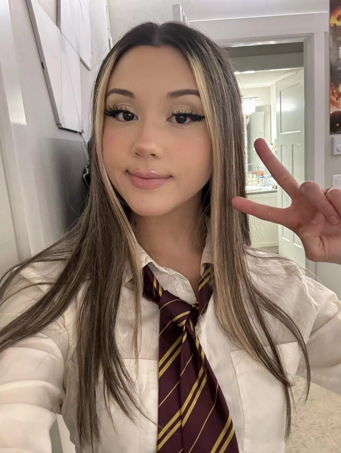 I'm always down to have some fun, hbu posted by Cathydrea