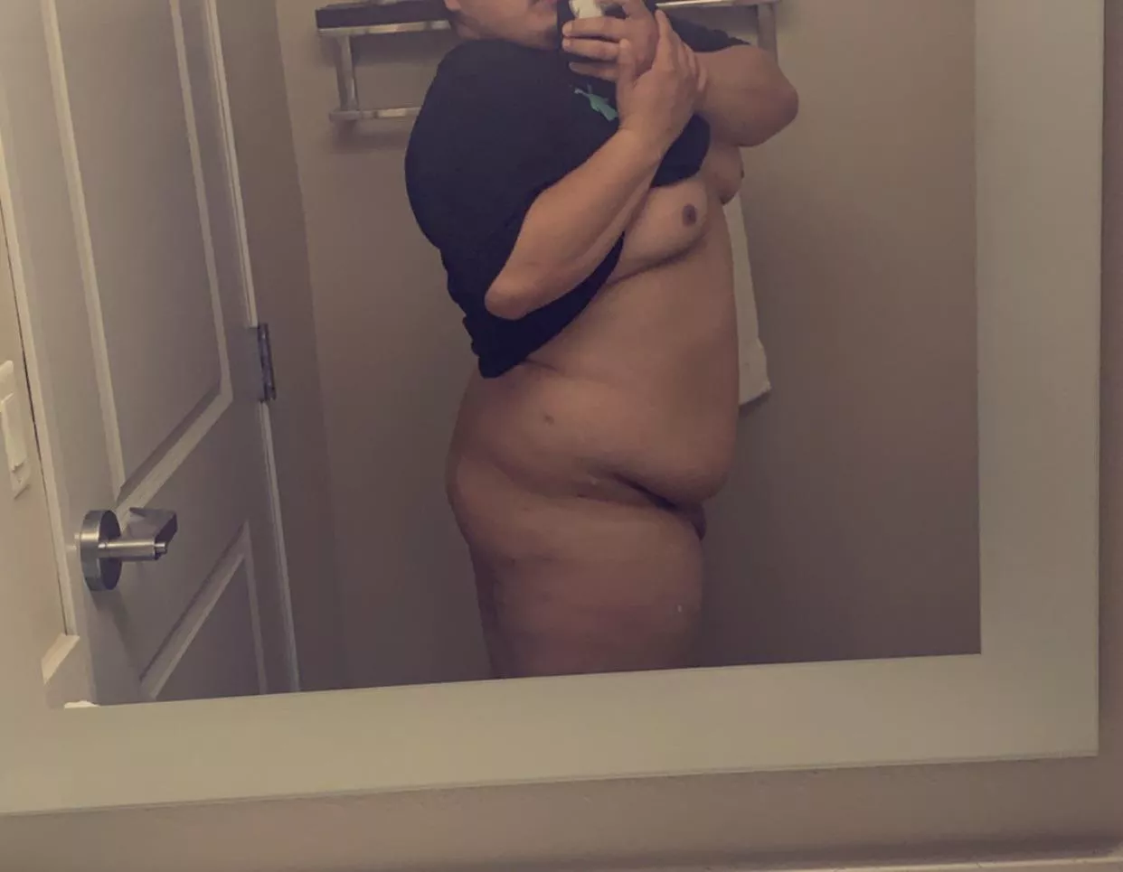 Looking for some Fun posted by Jumpy-Tie-3896