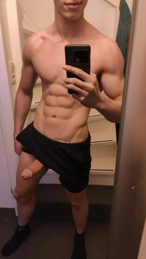 Mondays are so hard by OwCo010