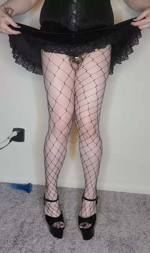 My clit is throbbing in it's cage this morning by MillaTheWafer