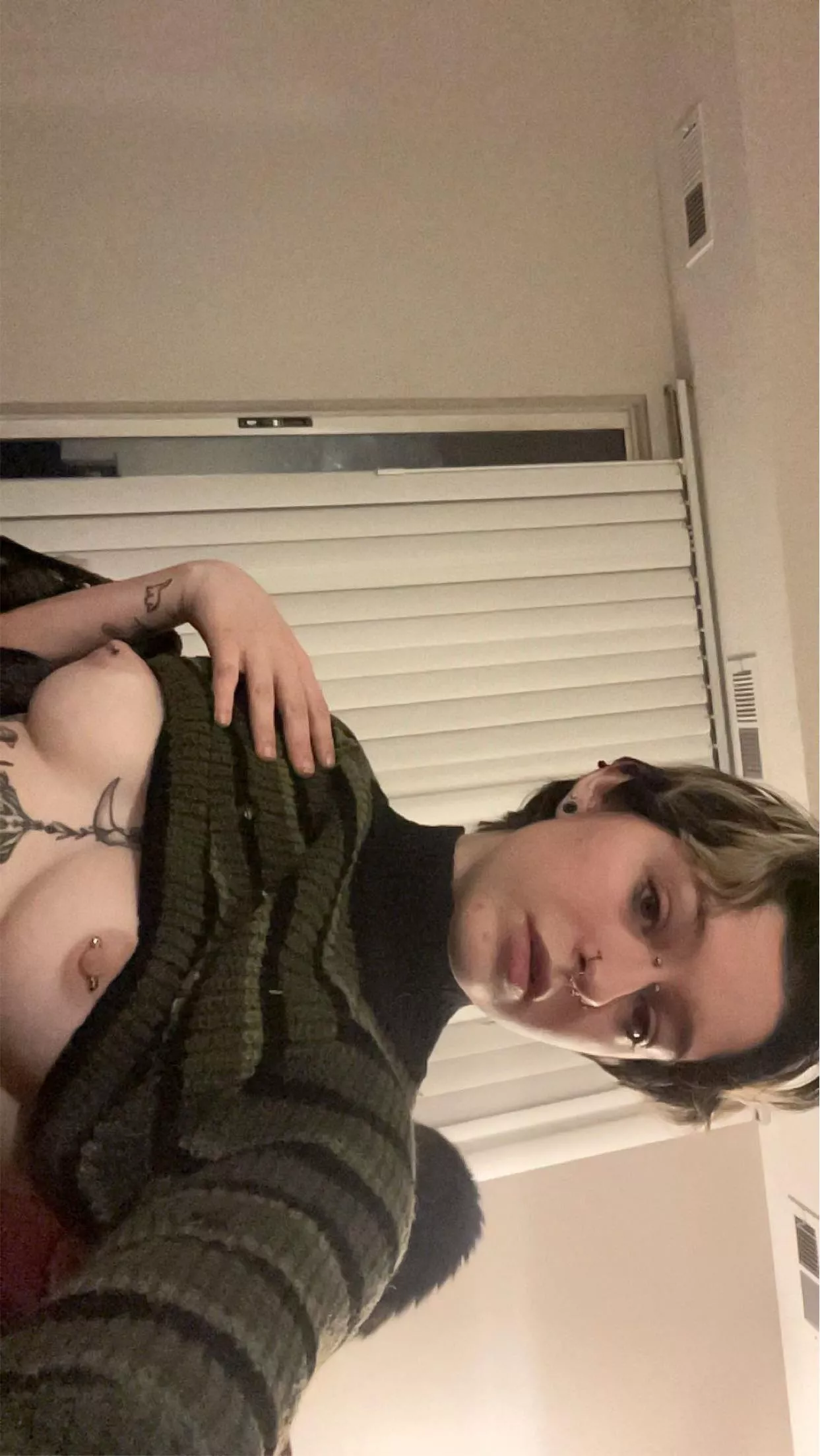 need someone to suck on them posted by ArtemisMadelyn