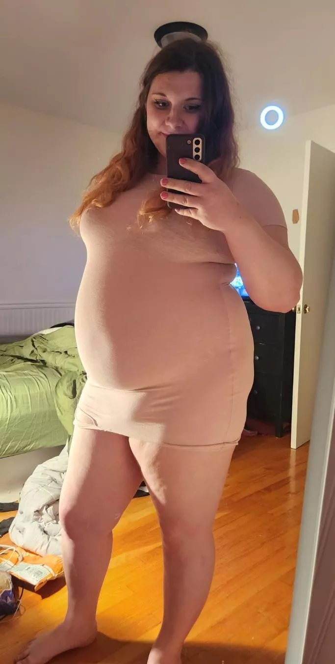 Now, that's what I call a tight dress! posted by Ok_Marionberry_9118