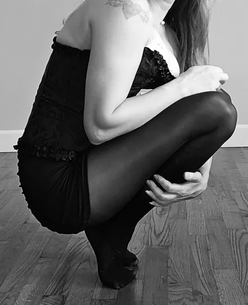 Simply sexy, do you agree? by NylonGiraffe