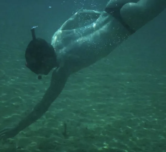 Snorkelling 🤿 by 05mell