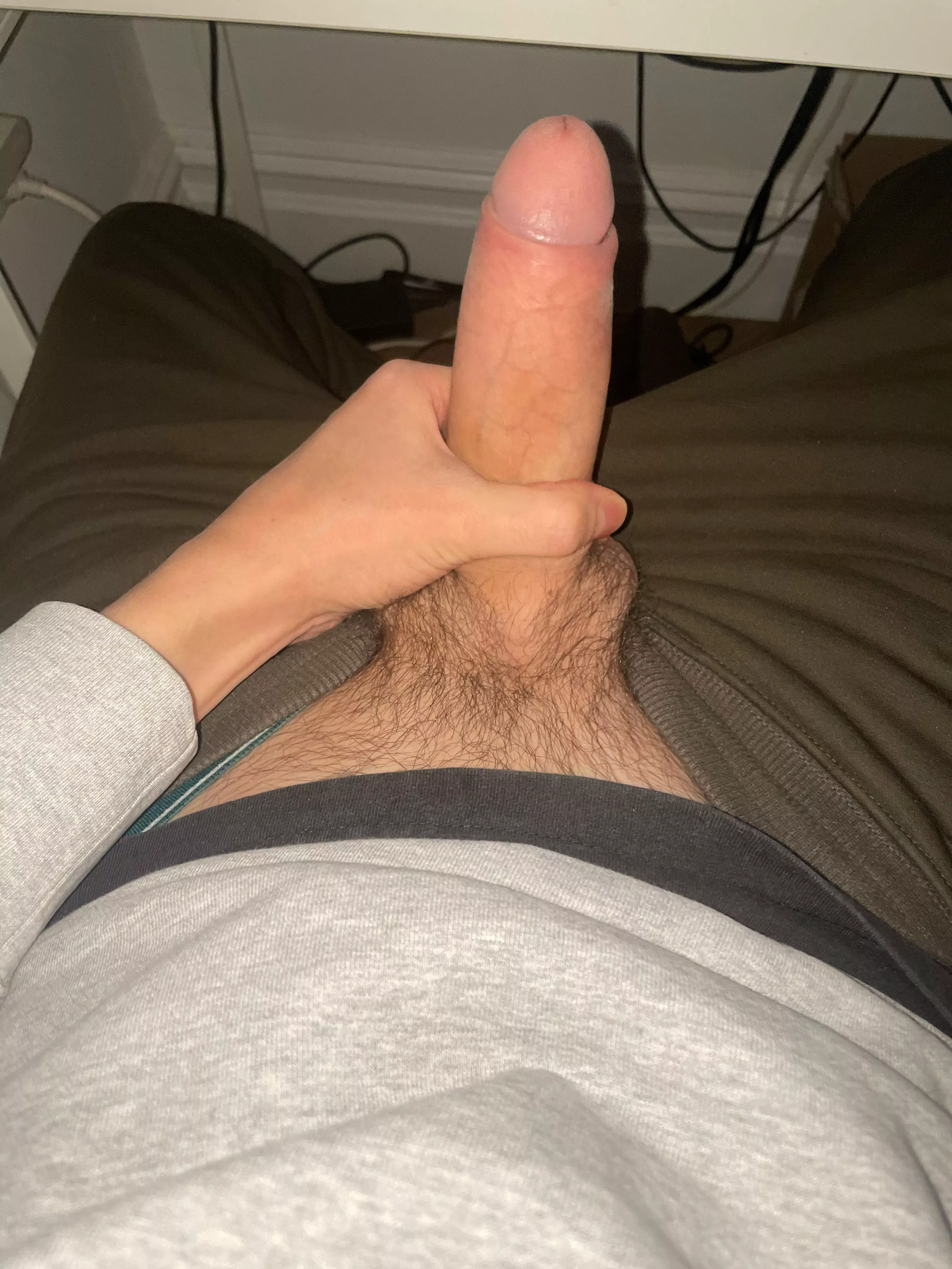 Thick perfect and uncut posted by Taylorb_5789