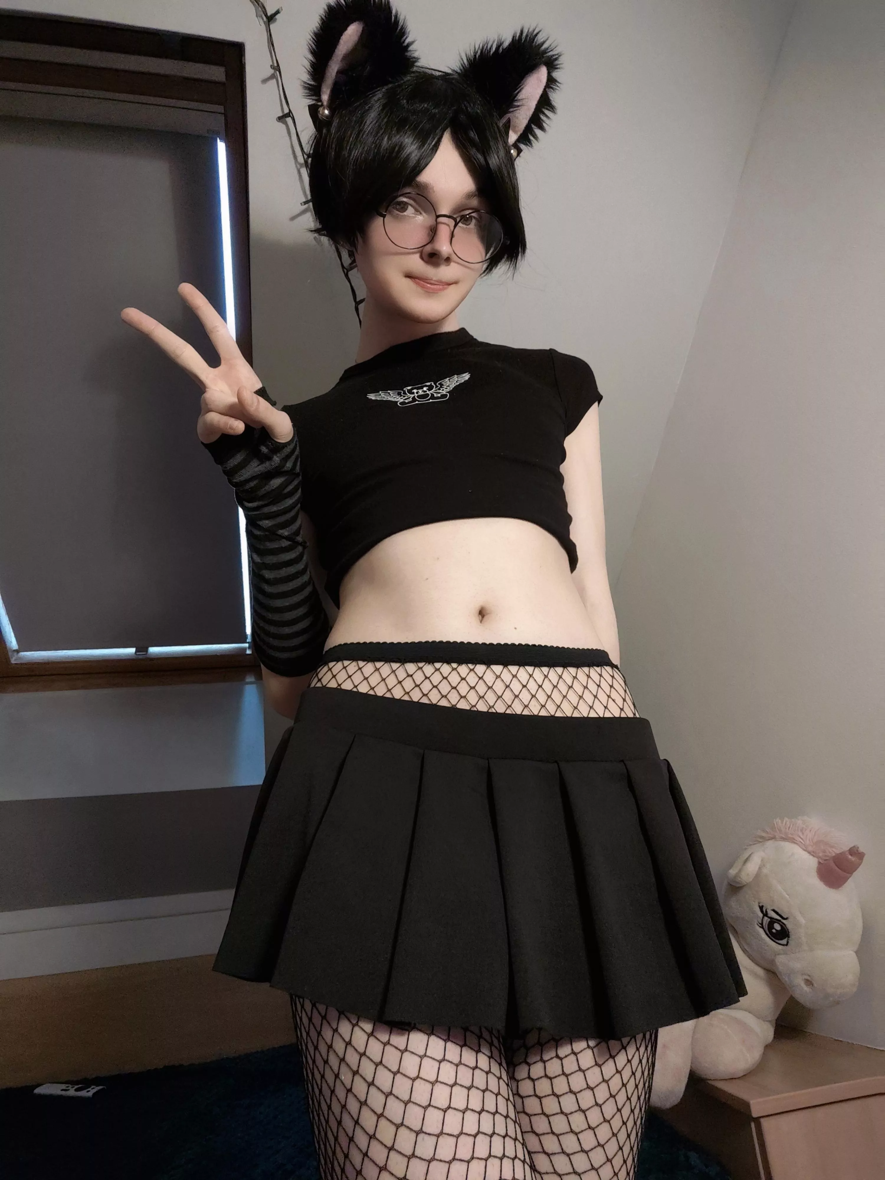 Trying to look cute 🥺 posted by MaxHamster69