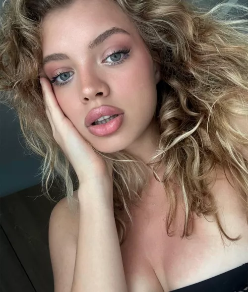 Unreal but totally real selfie with my blue eyes featuring by tsakoa