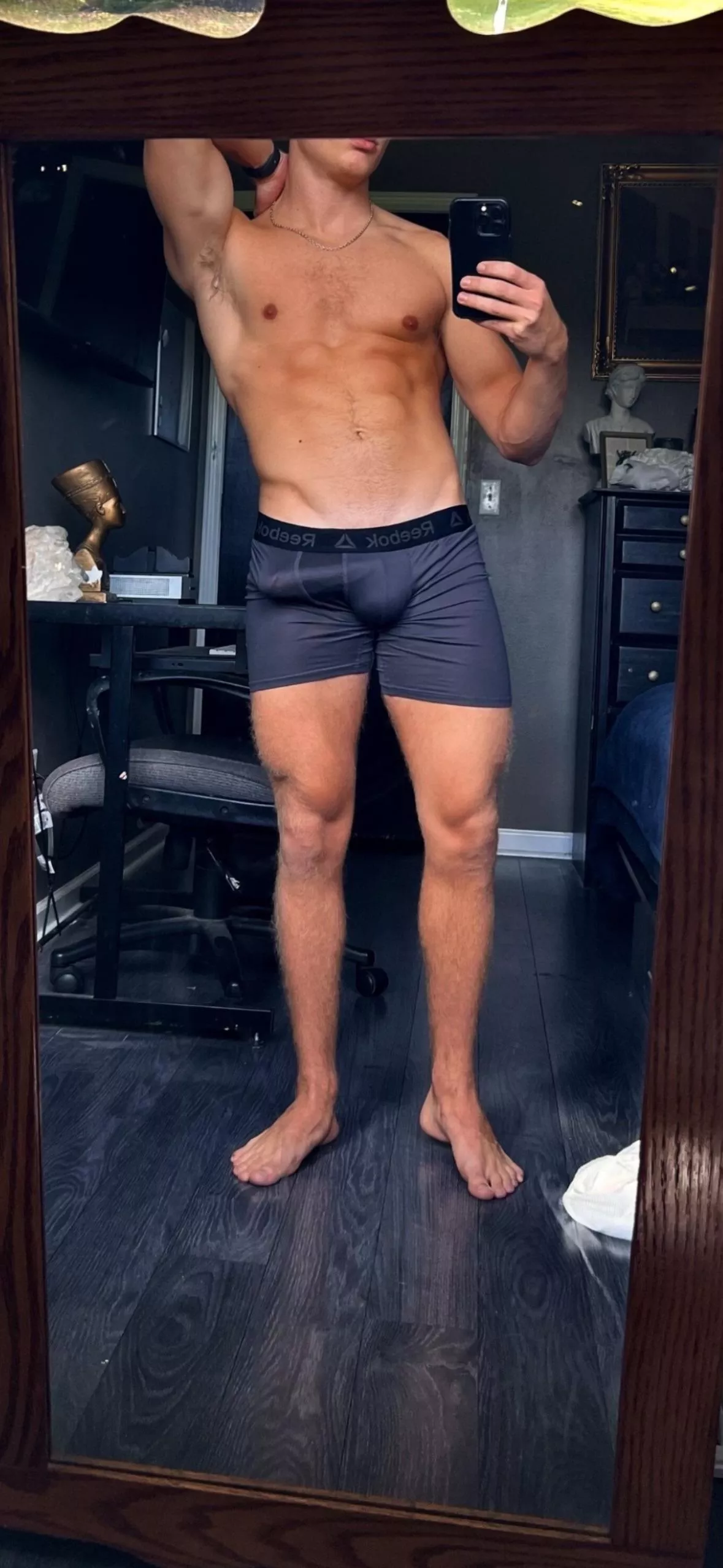 Upvote for a collab posted by ZZ00K