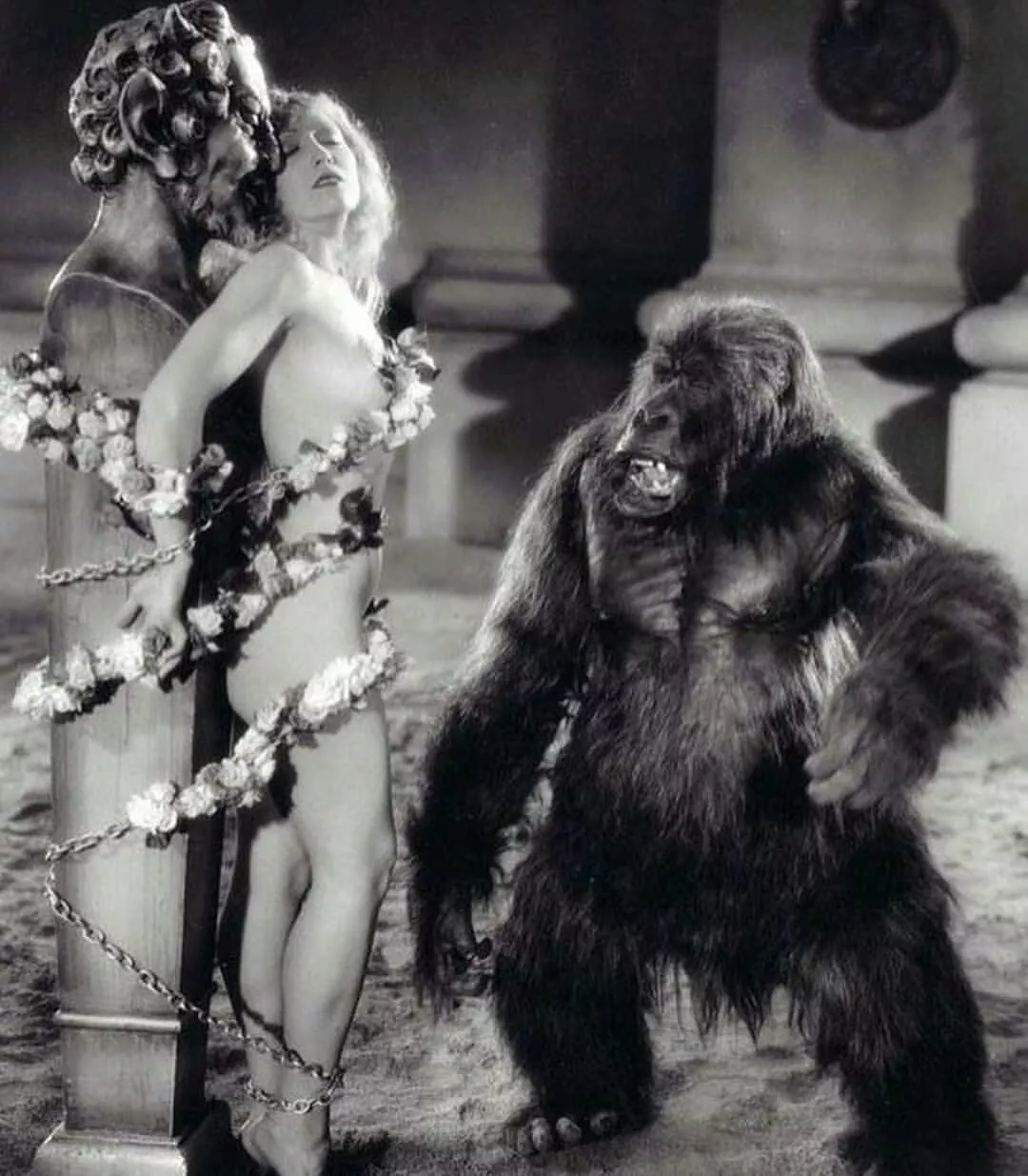 vintage monkey fun ( pre code?) posted by Eastsidekink